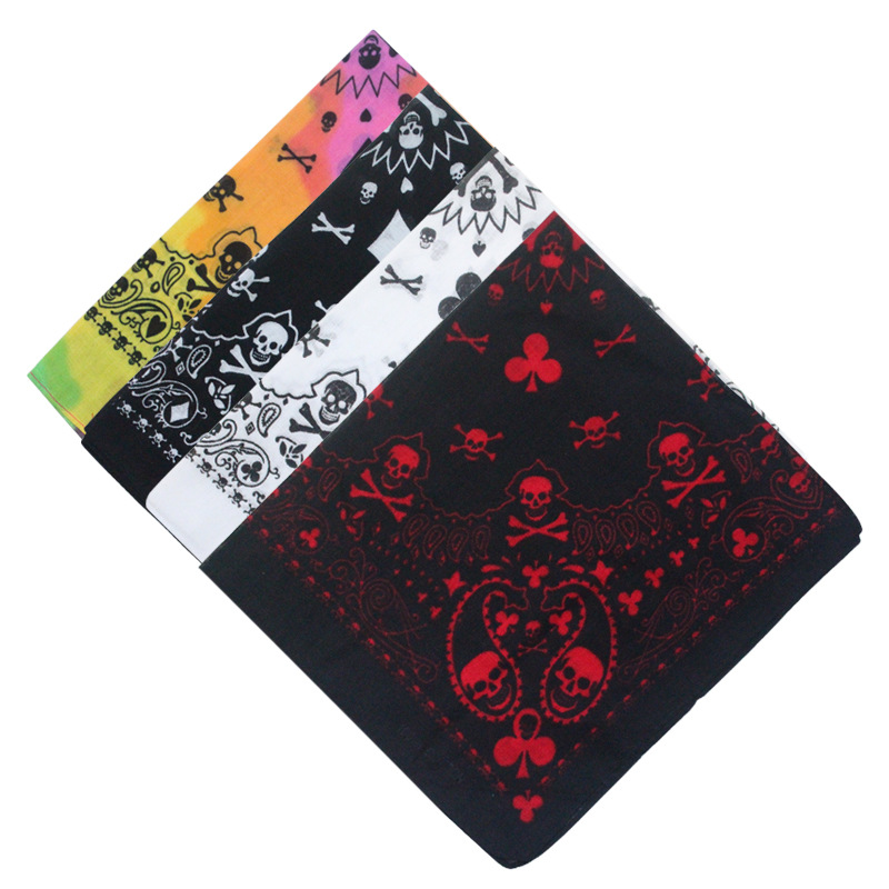 Bandana Blank White - 55cm branco preto vermelho crânio poker